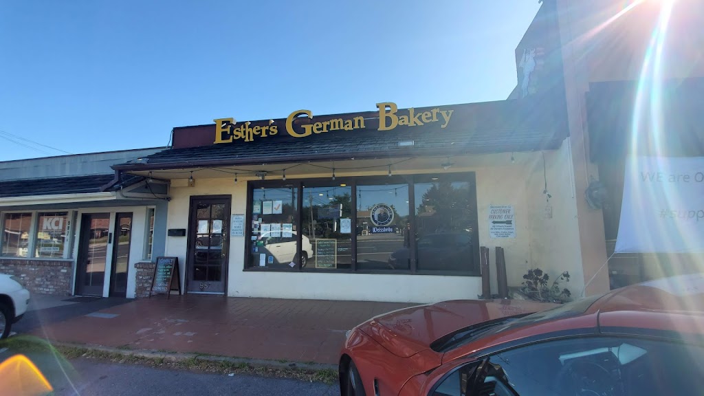 Esthers German Bakery | bakery | 987 N San Antonio Rd, Los Altos, CA 94022, USA | 6509414463 OR +1 650-941-4463