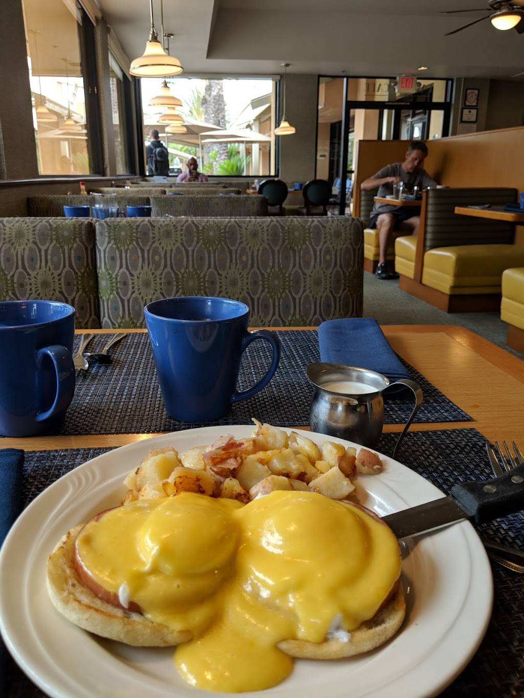 Park 55 Cafe | restaurant | 1855 S Harbor Blvd, Anaheim, CA 92802, USA | 7147501811 OR +1 714-750-1811