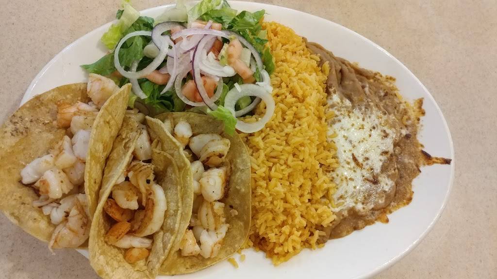 Omega Restaurant | restaurant | 3473 S 27th St, Milwaukee, WI 53215, USA | 4146456595 OR +1 414-645-6595