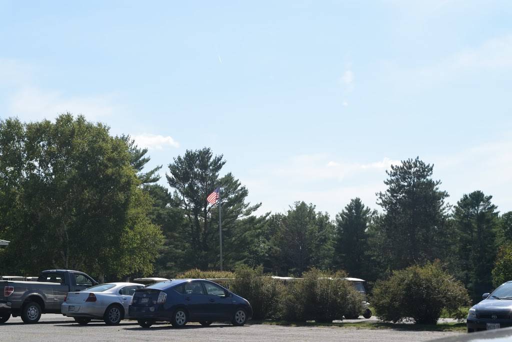 J W Parks Golf Course | restaurant | 382 Hartland Ave, Pittsfield, ME 04967, USA | 2074875545 OR +1 207-487-5545
