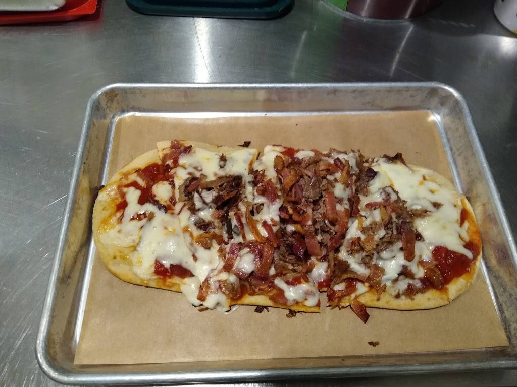 Brays Smokehouse | restaurant | 1500 Brahma Blvd, Kingsville, TX 78363, USA | 3612211100 OR +1 361-221-1100