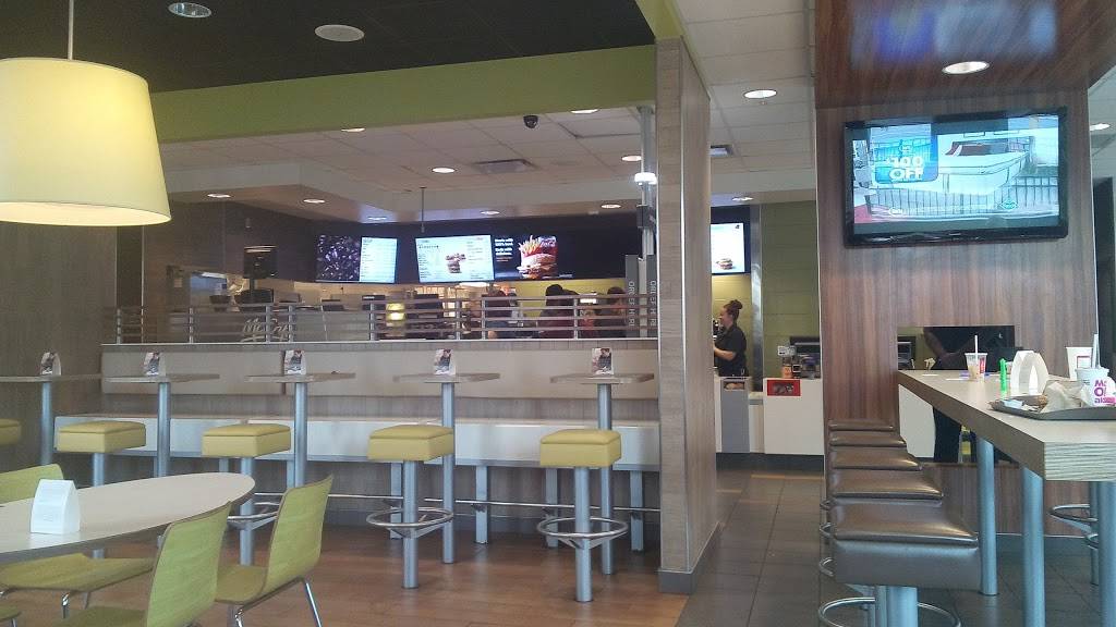 McDonalds | cafe | 2849 Clayton Crossing Way, Oviedo, FL 32765, USA | 4076950170 OR +1 407-695-0170