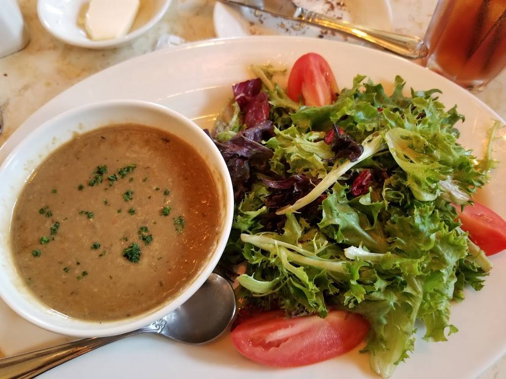 The Cheesecake Factory | restaurant | Town Center, 2015 Birch Rd, Chula Vista, CA 91915, USA | 6194212500 OR +1 619-421-2500