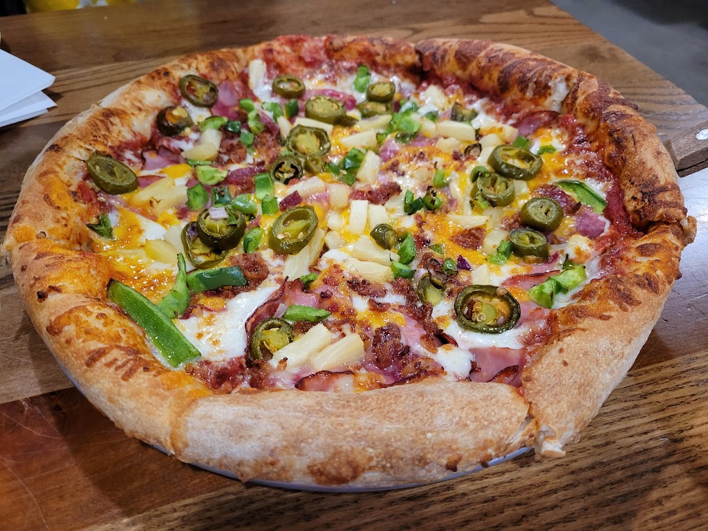 Hideaway Pizza | restaurant | 1170 S Amity Rd, Conway, AR 72032, USA | 5016974444 OR +1 501-697-4444