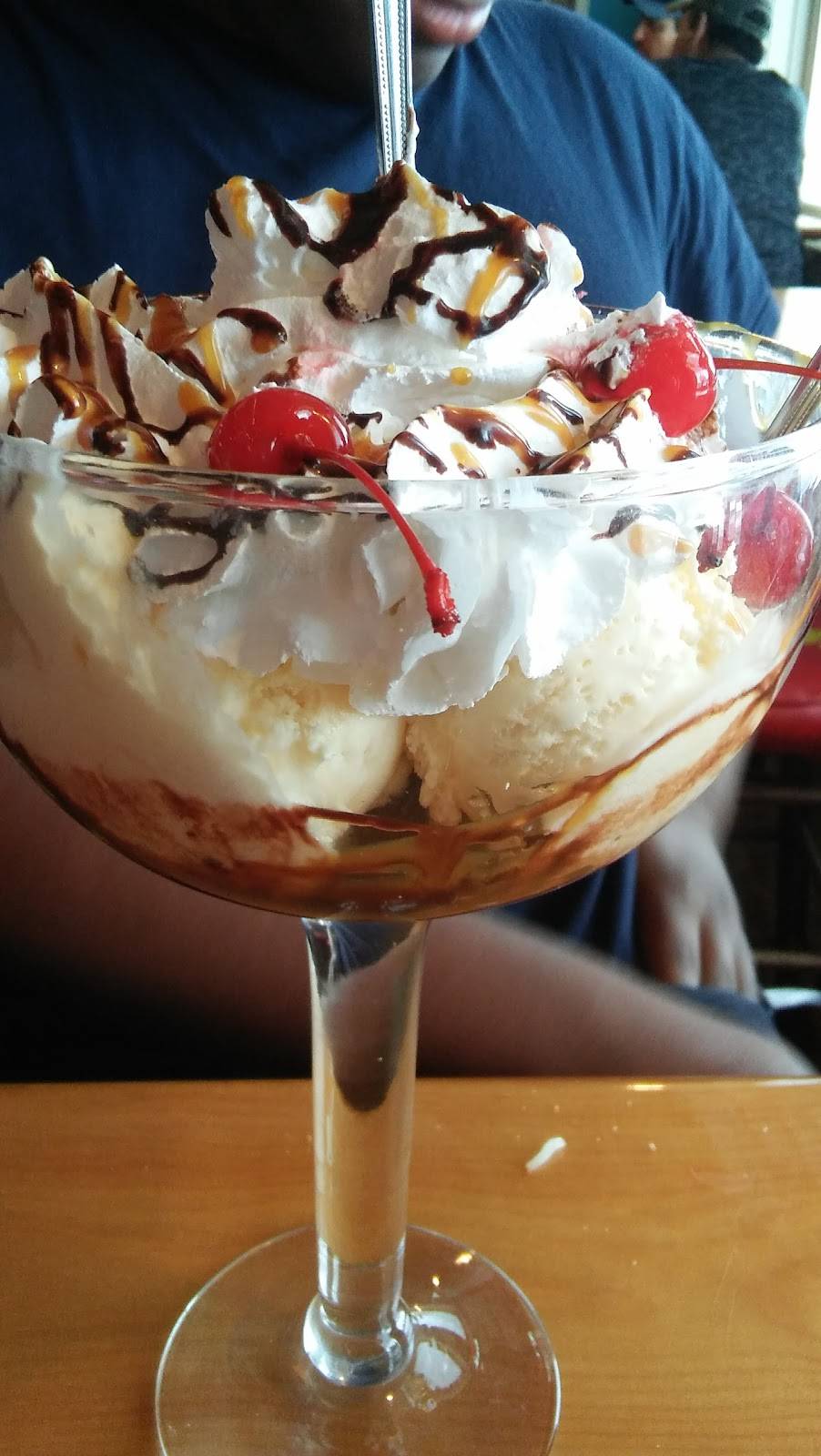 Toots Restaurant | restaurant | 301 Sam Ridley Pkwy W, Smyrna, TN 37167, USA | 6152238858 OR +1 615-223-8858