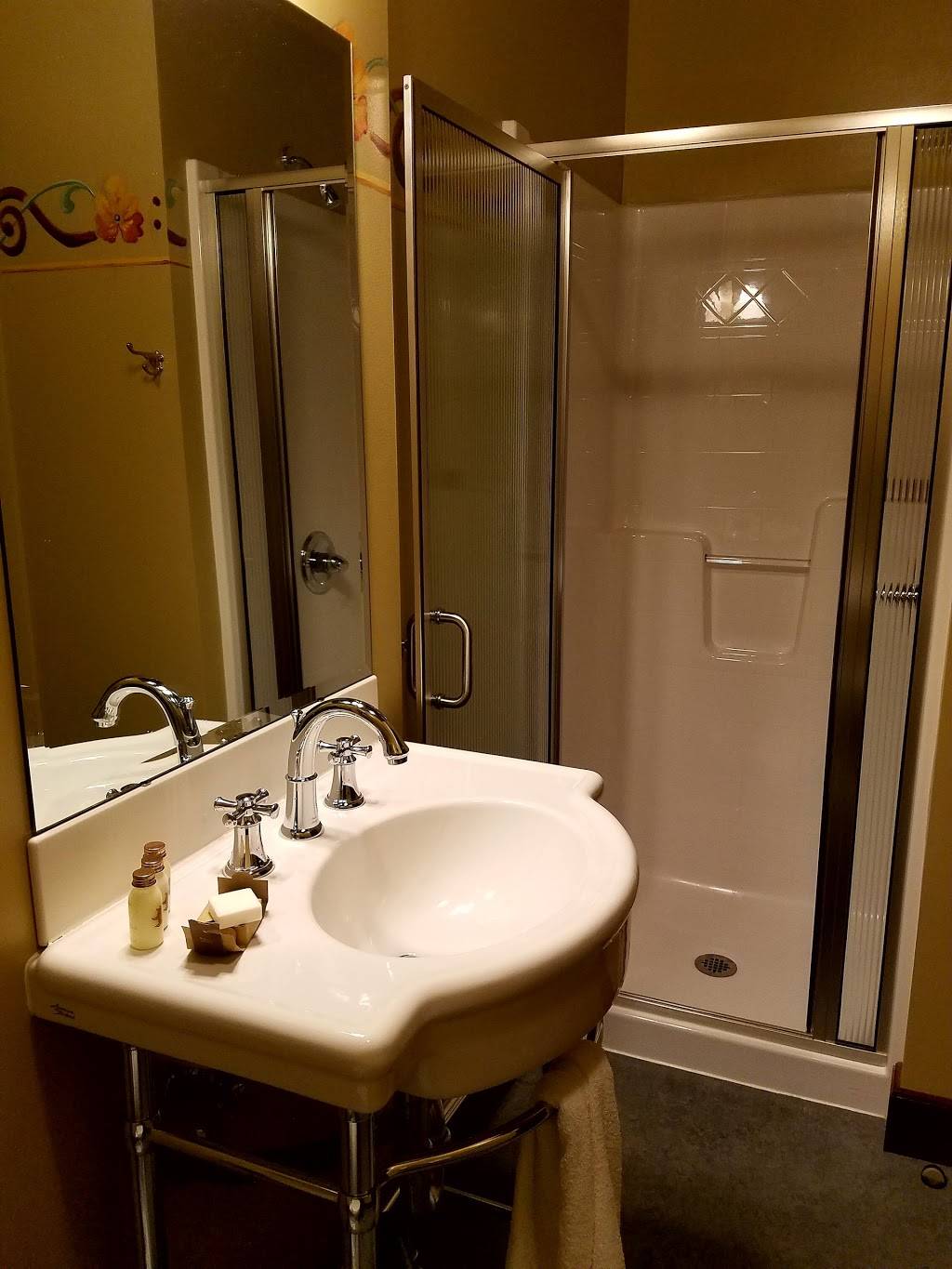 McMenamins Anderson School | restaurant | 18607 Bothell Way NE, Bothell, WA 98011, USA | 4253980122 OR +1 425-398-0122