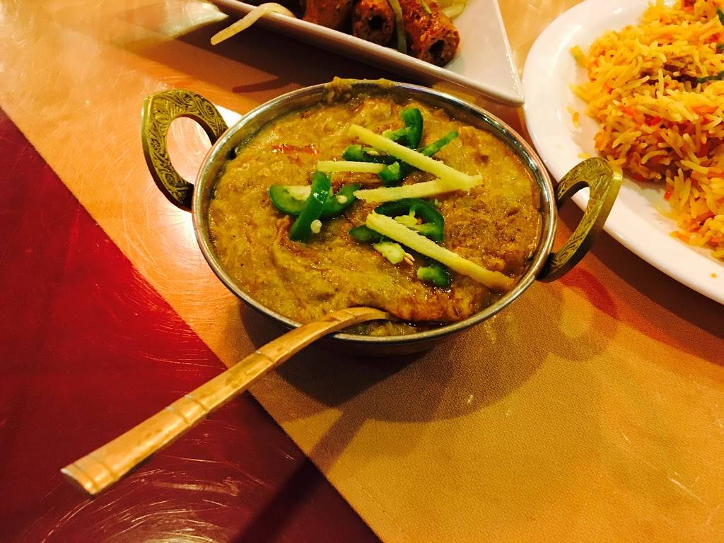 Restaurant Mirch Masala | restaurant | 4225 Boulevard Samson, Laval, QC H7W 2G8, Canada | 4509348833 OR +1 450-934-8833