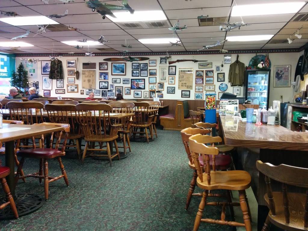 Bomber Restaurant | restaurant | 306 E Michigan Ave, Ypsilanti, MI 48198, USA | 7344820550 OR +1 734-482-0550