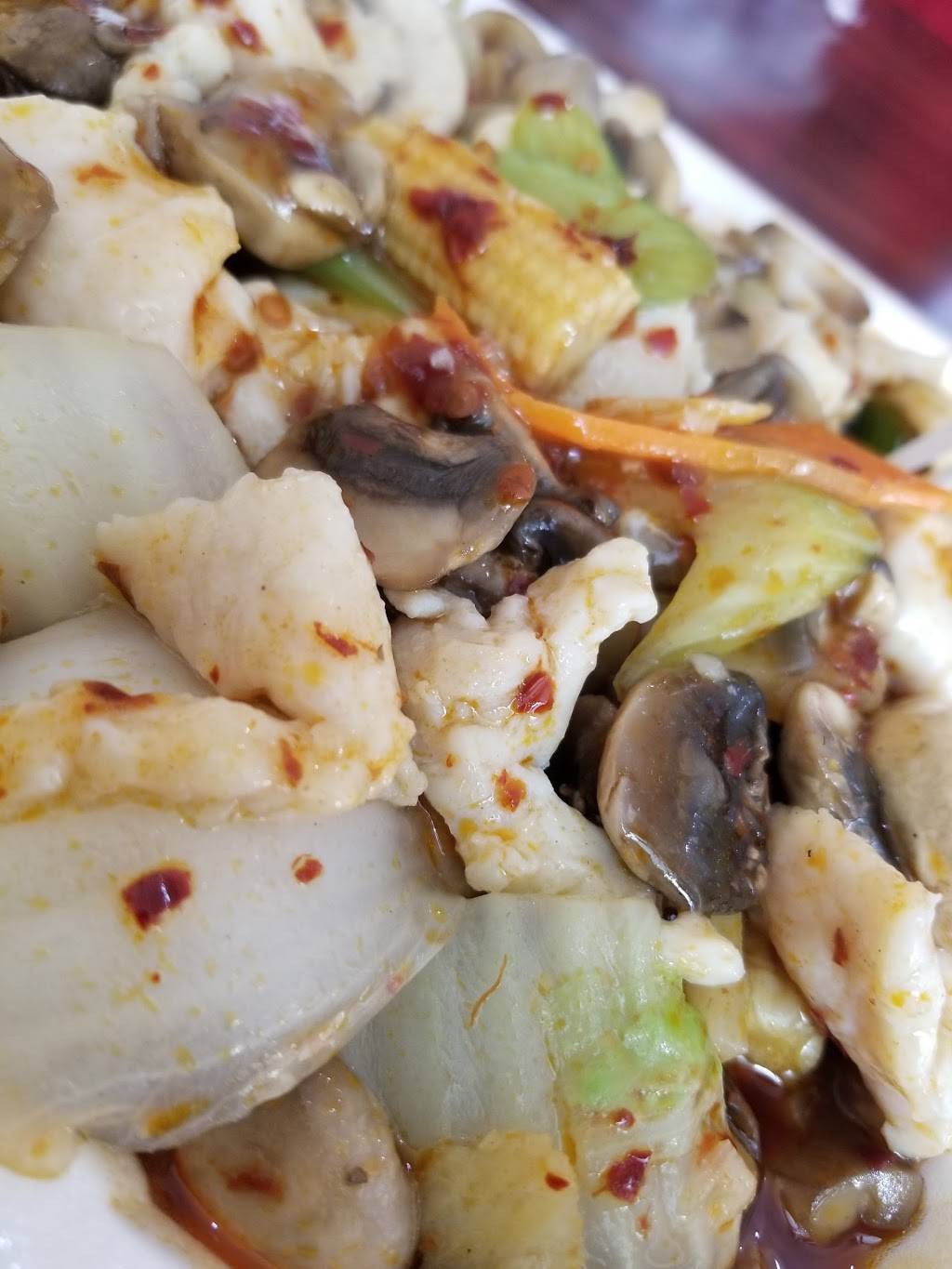 Sunny Wok | restaurant | 3207 E Kirnwood Dr #117, Dallas, TX 75237, USA | 9727801333 OR +1 972-780-1333