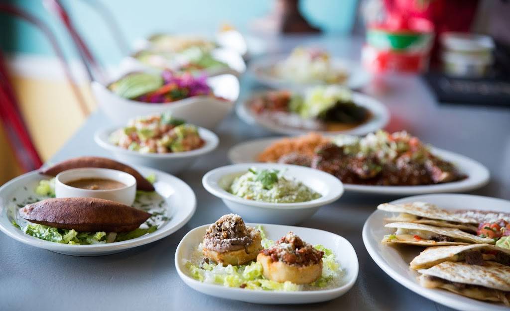 Mama Coco Cocina Mexicana | restaurant | 753 Laurel St, San Carlos, CA 94070, USA | 6502263592 OR +1 650-226-3592