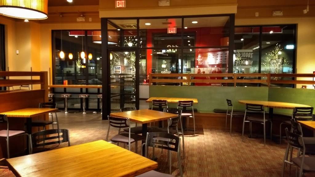 Noodles and Company | restaurant | 1607 Village Market Boulevard Southeast, Leesburg, VA 20175, USA | 7034431284 OR +1 703-443-1284