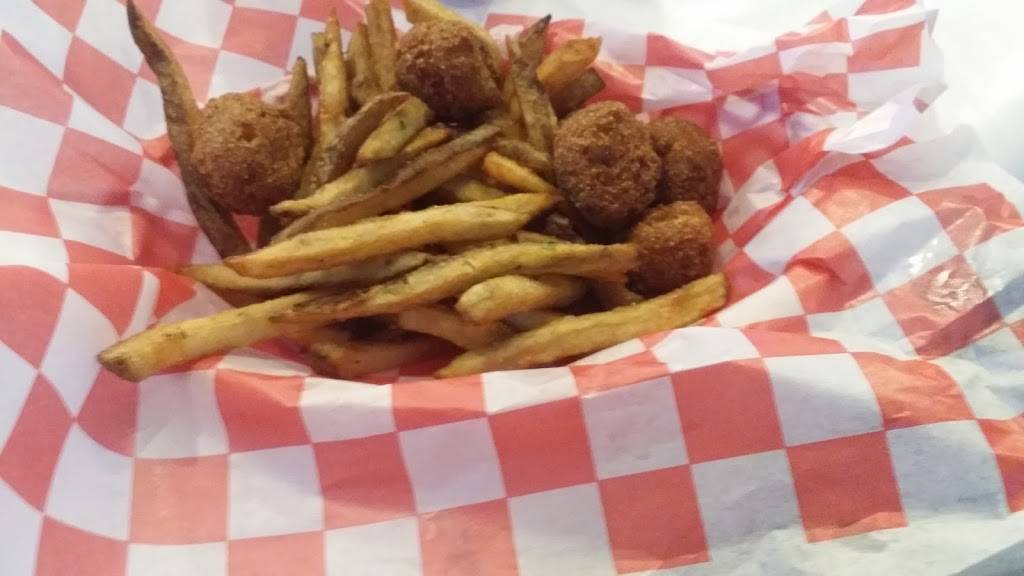 Shell Shack | restaurant | 7918 S Broadway Ave, Tyler, TX 75703, USA | 9032018601 OR +1 903-201-8601