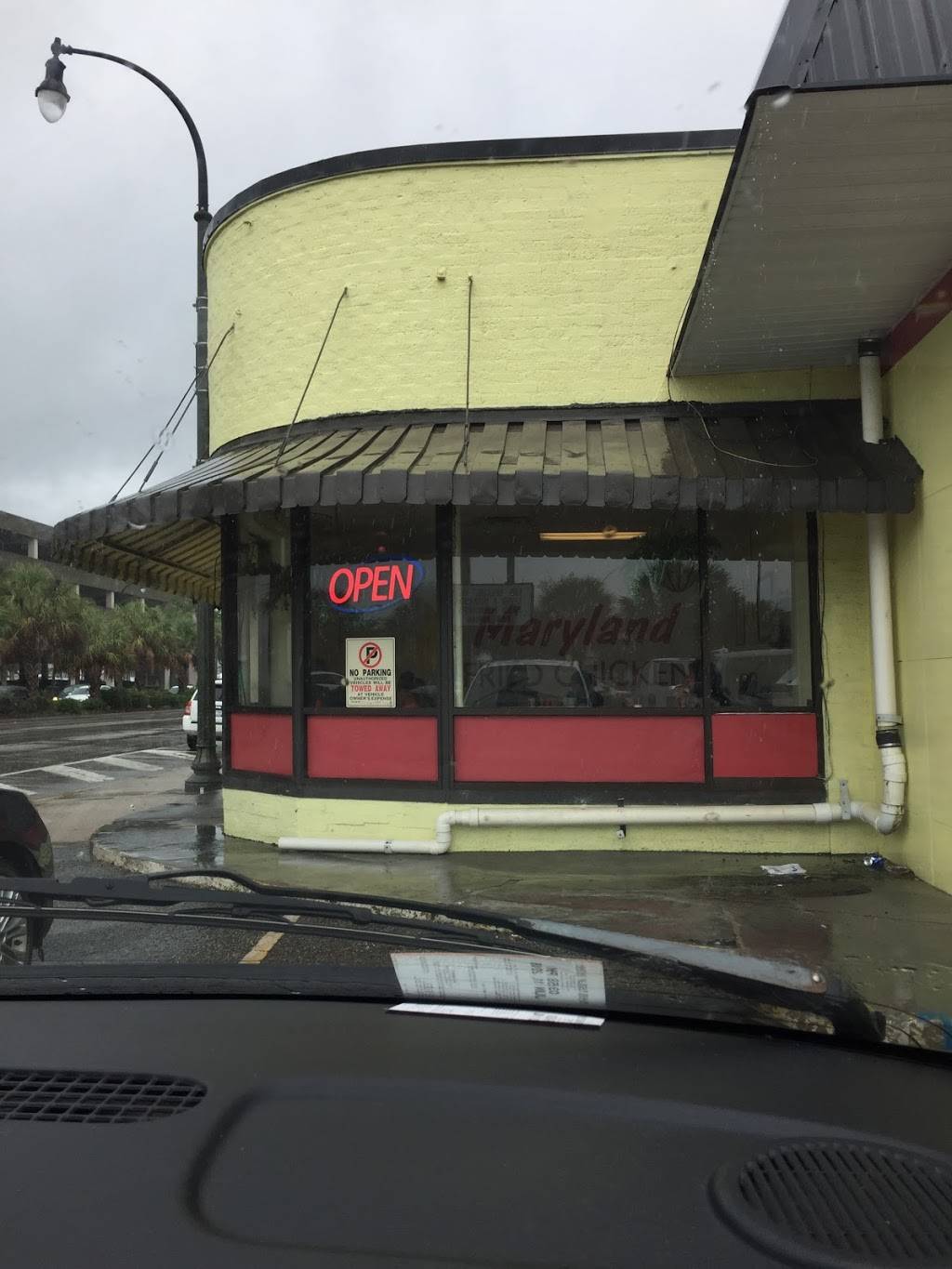 Maryland Fried Chicken | restaurant | 939 N Kings Hwy, Myrtle Beach, SC 29577, USA | 8434484018 OR +1 843-448-4018