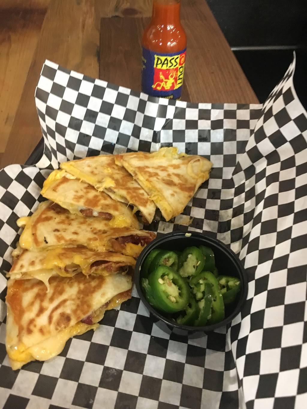 Oxford Burger Company | restaurant | 920 E Jackson Ave, Oxford, MS 38655, USA | 6622386101 OR +1 662-238-6101