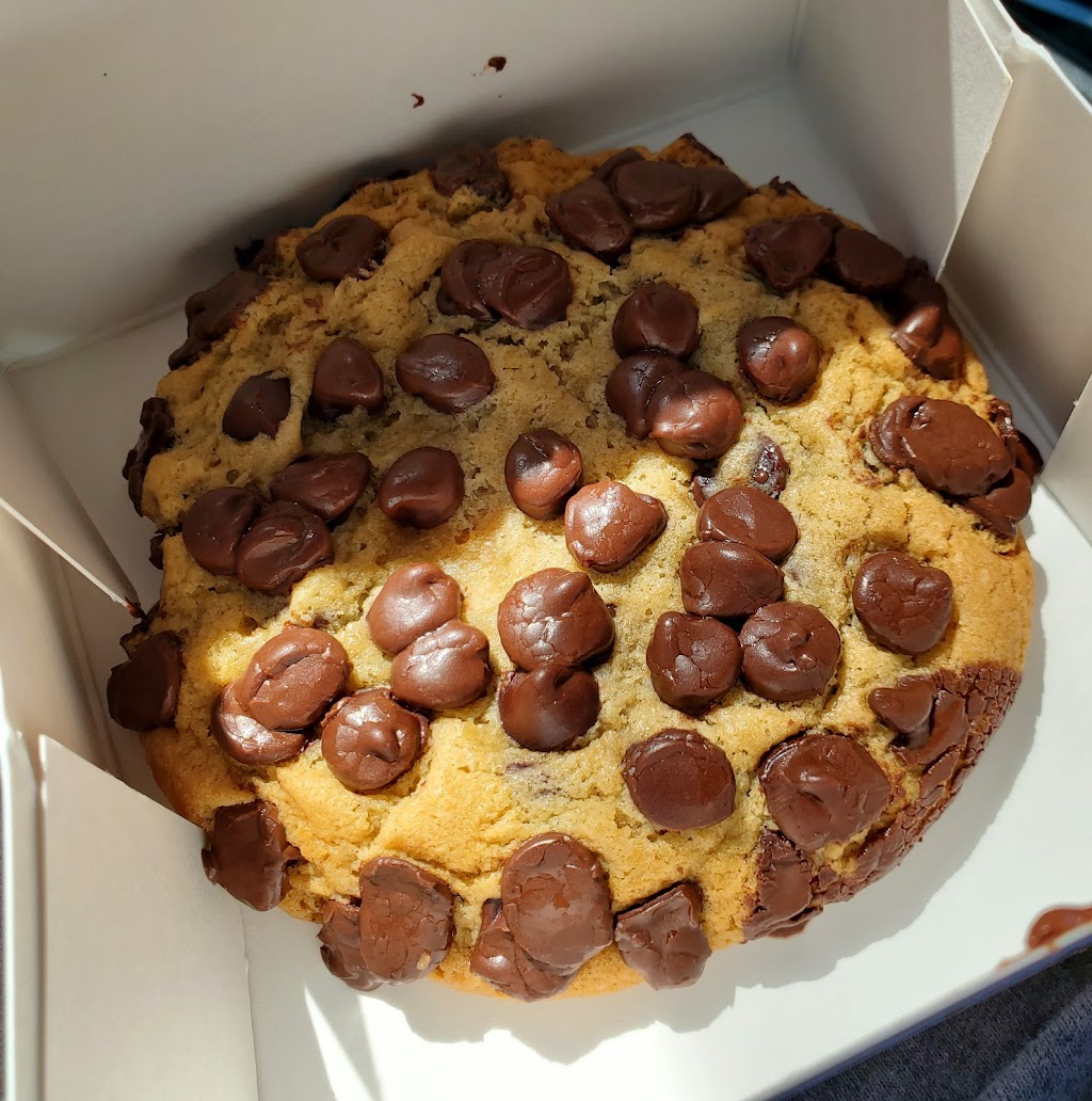 Night Owl Cookies | restaurant | 13505 Biscayne Blvd, North Miami Beach, FL 33181, USA | 7865659125 OR +1 786-565-9125