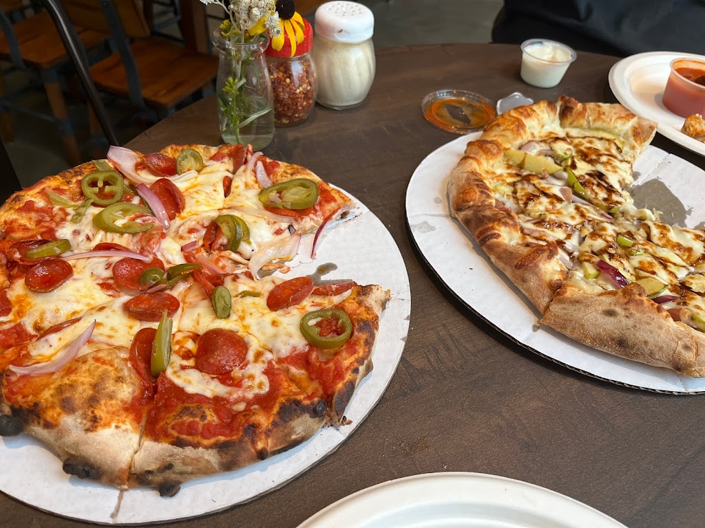 Knife Edge Brewing | restaurant | P58M+G3, 200 Katahdin View Drive, Millinocket, ME 04462, USA | 2077238904 OR +1 207-723-8904