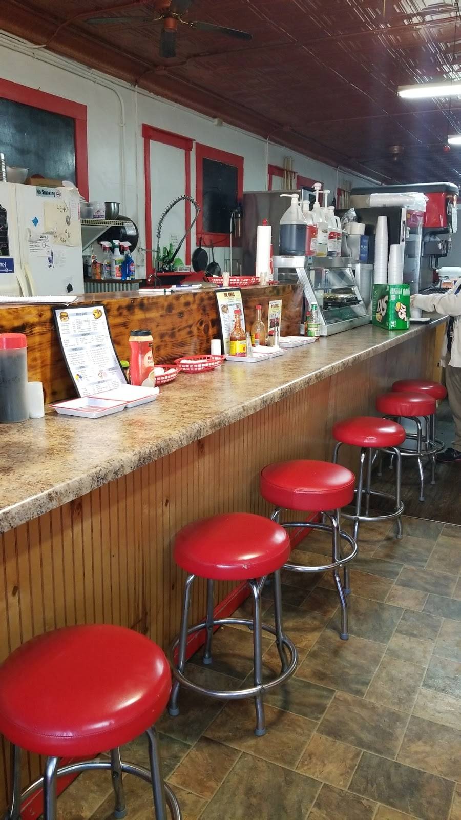 Green River Grill | restaurant | 113 W Union St, Munfordville, KY 42765, USA | 2705249939 OR +1 270-524-9939