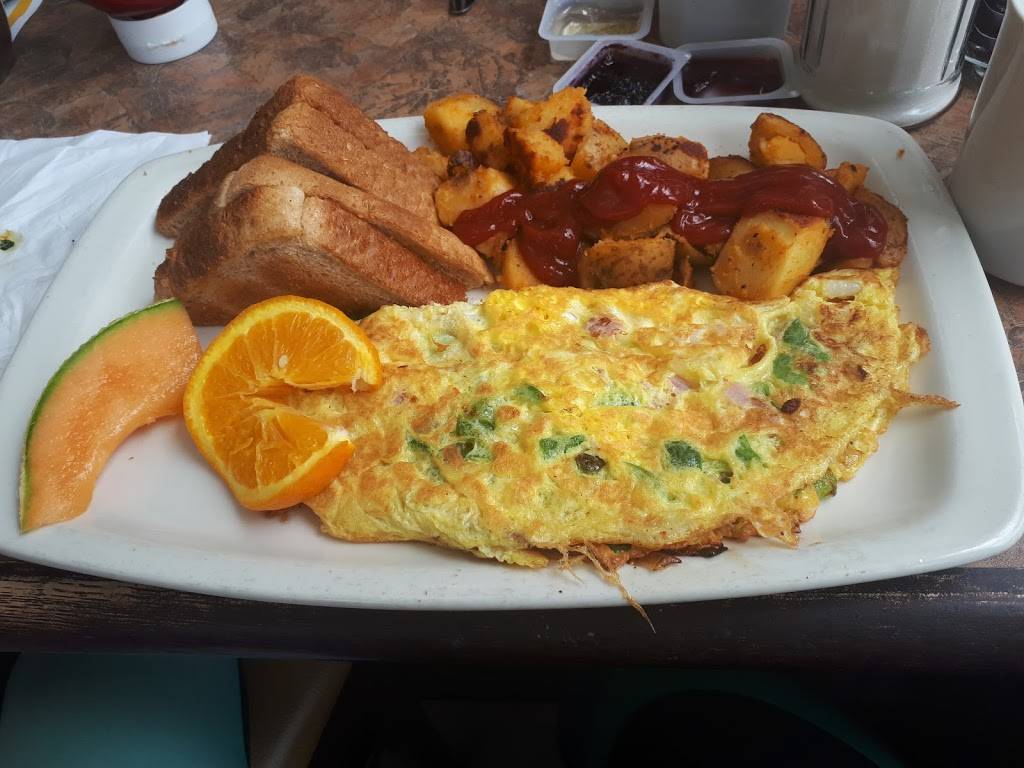 Philthy Phillys | restaurant | 710 Taunton Rd E, Whitby, ON L1R 0K1, Canada | 9056556000 OR +1 905-655-6000