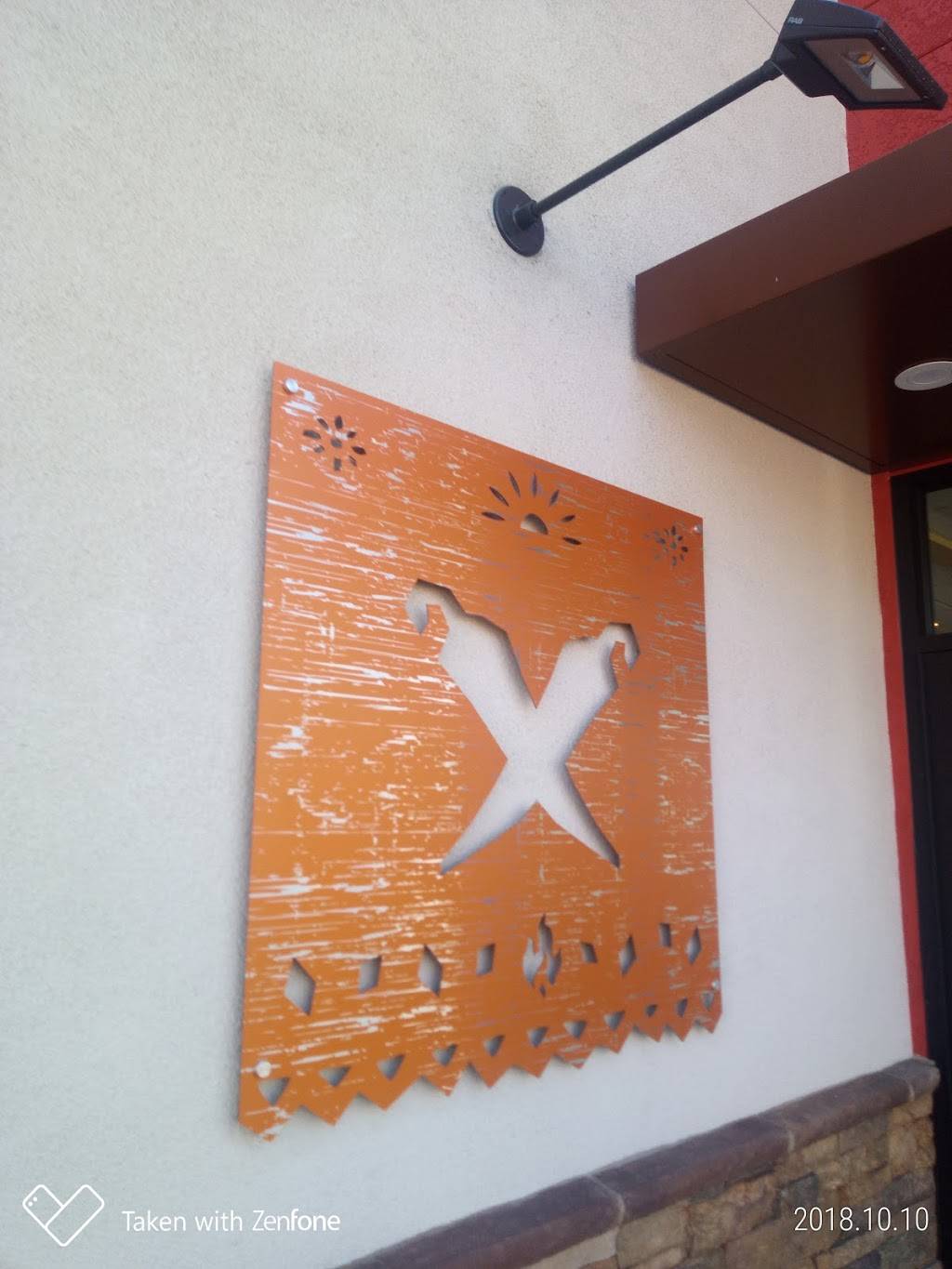 Del Taco | restaurant | 765 N Lake Ave, Pasadena, CA 91104, USA | 6262961204 OR +1 626-296-1204