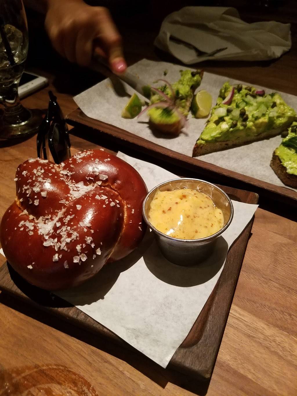 Laurel Tavern Hermosa Beach | restaurant | 1220 Hermosa Ave, Hermosa Beach, CA 90254, USA | 4242759694 OR +1 424-275-9694