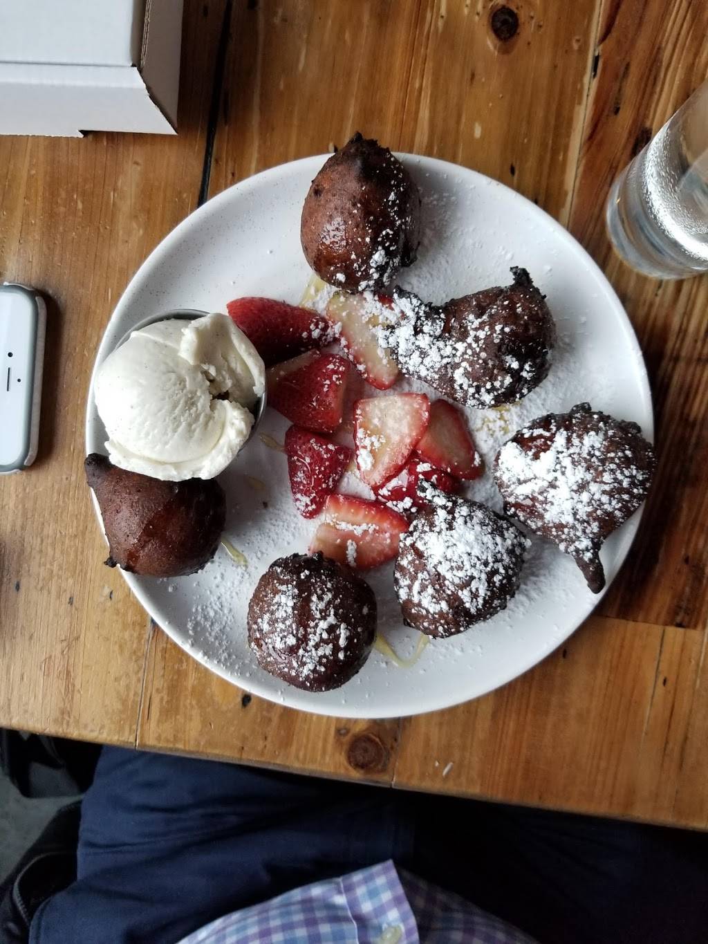 Katies Pizza & Pasta | restaurant | 9568 Manchester Rd, St. Louis, MO 63119, USA | 3149426555 OR +1 314-942-6555