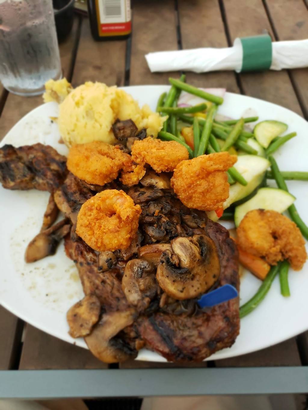 Carolina Ale House | restaurant | 708 Lady St, Columbia, SC 29201, USA | 8032277150 OR +1 803-227-7150