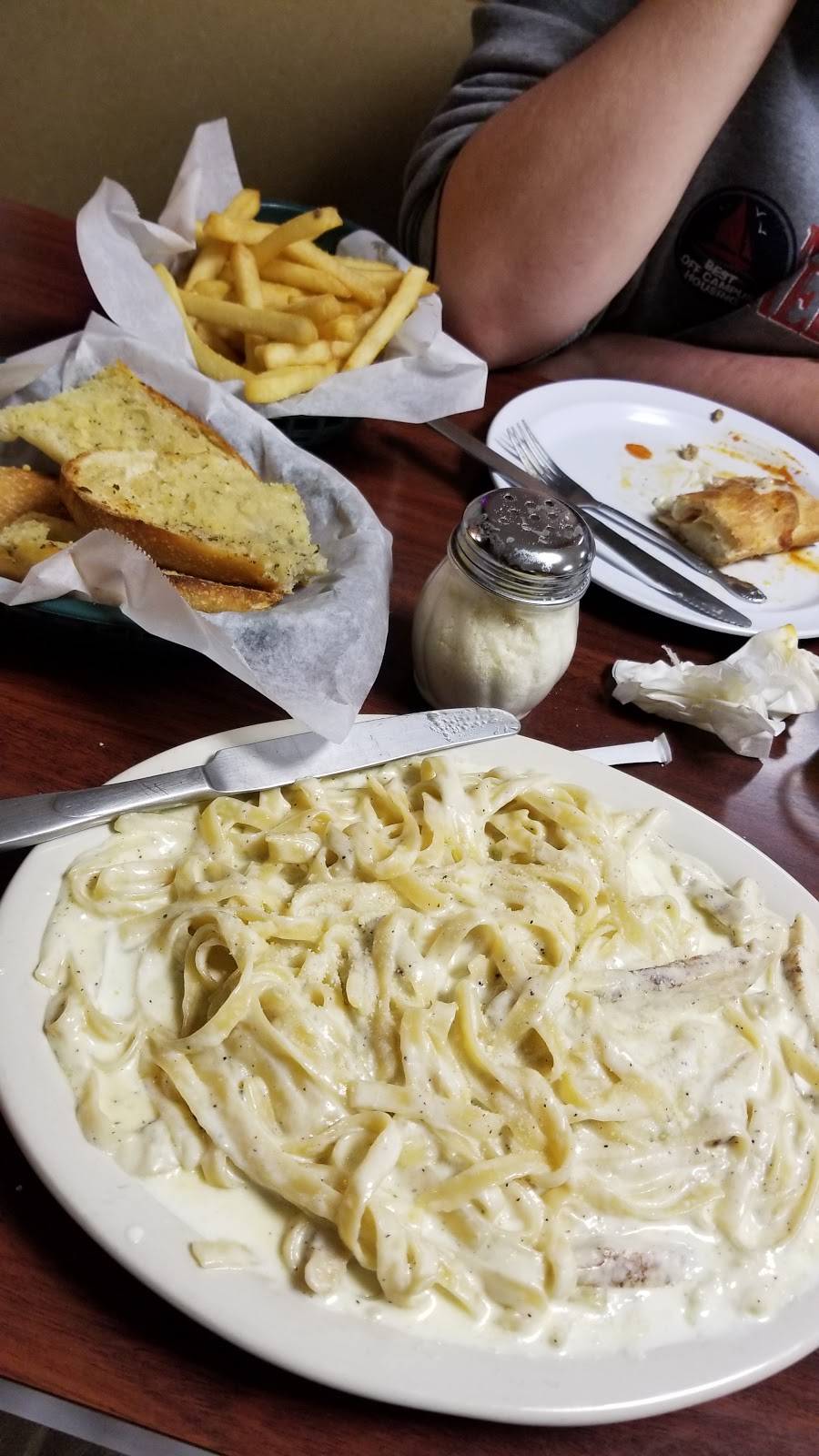 Italian Garden Pizza Restaurant | meal delivery | 2 Neil Rd, Shippensburg, PA 17257, USA | 7173003325 OR +1 717-300-3325