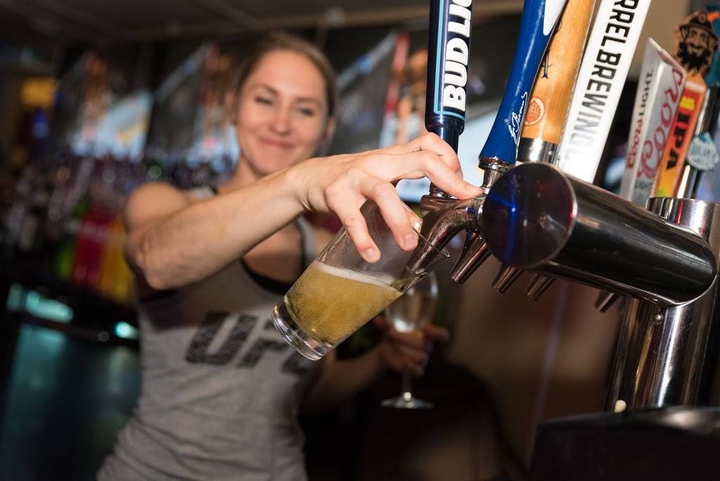 The Sportsbook Bar and Grill Wash Park | restaurant | 266 S Downing St Unit B, Denver, CO 80209, USA | 3036356691 OR +1 303-635-6691