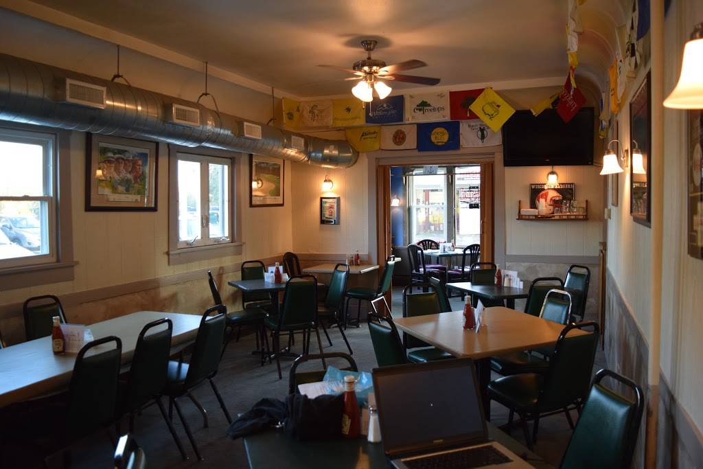Nashotah Clubhouse | restaurant | N44w32998 Watertown Plank Rd, Nashotah, WI 53058, USA | 2623676684 OR +1 262-367-6684