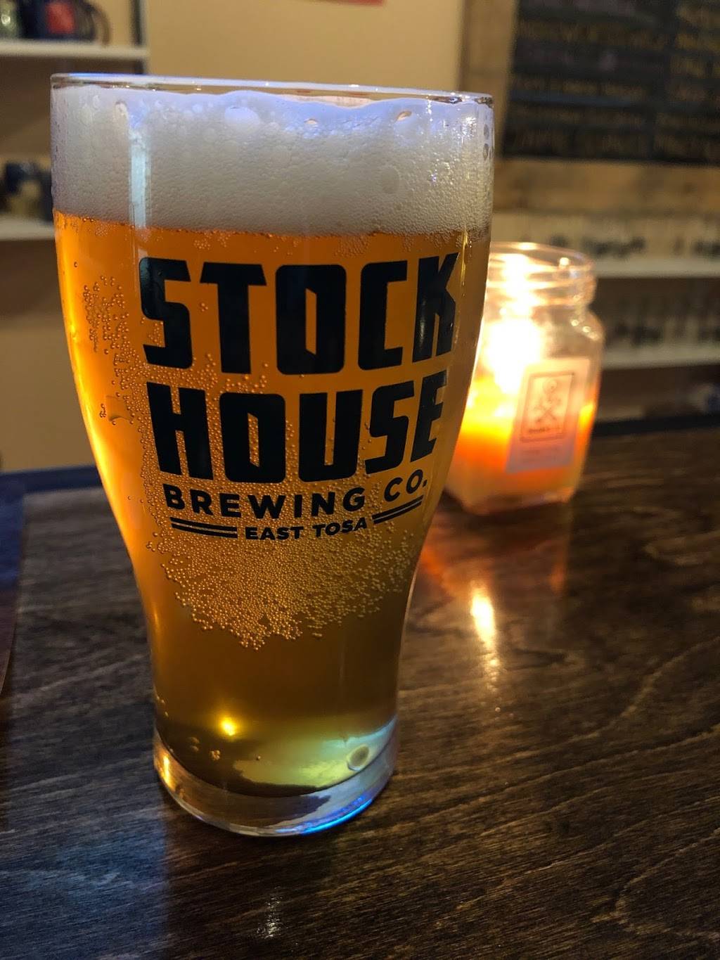Stock House Brewing Co. | restaurant | 7208 W North Ave, Wauwatosa, WI 53213, USA | 4147399876 OR +1 414-739-9876