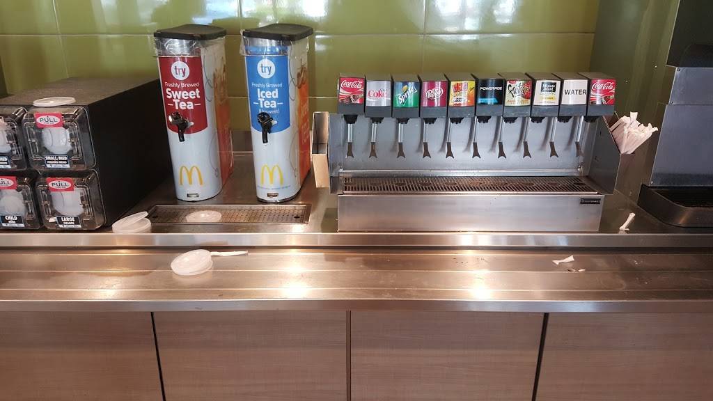 McDonalds | cafe | 490 FL-13 N, Jacksonville, FL 32259, USA | 9042876220 OR +1 904-287-6220