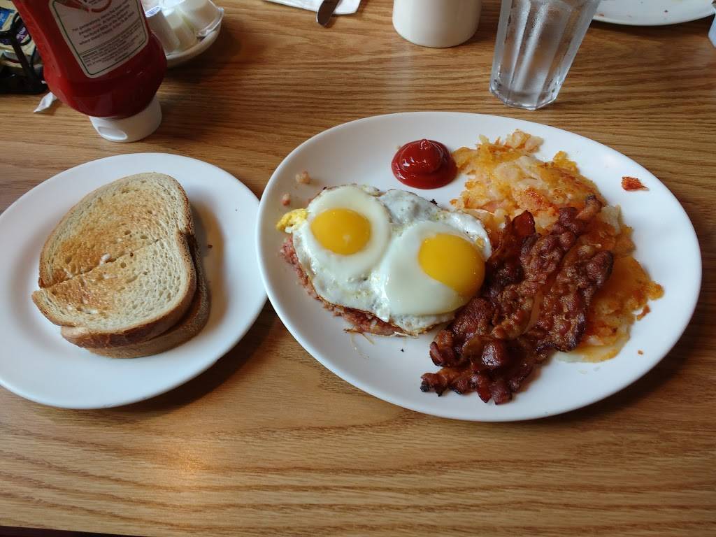 Daivas Grille | restaurant | 6750 Ridge Ave, Philadelphia, PA 19128, USA | 2155084400 OR +1 215-508-4400