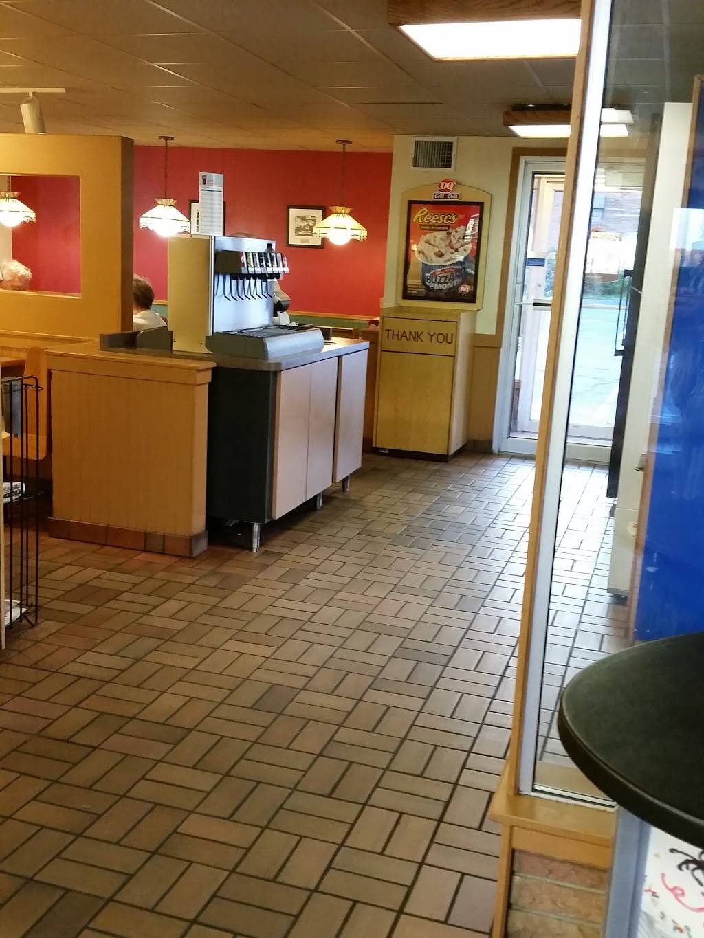 Dairy Queen | restaurant | 221 2nd St NE, Aitkin, MN 56431, USA | 2189272918 OR +1 218-927-2918