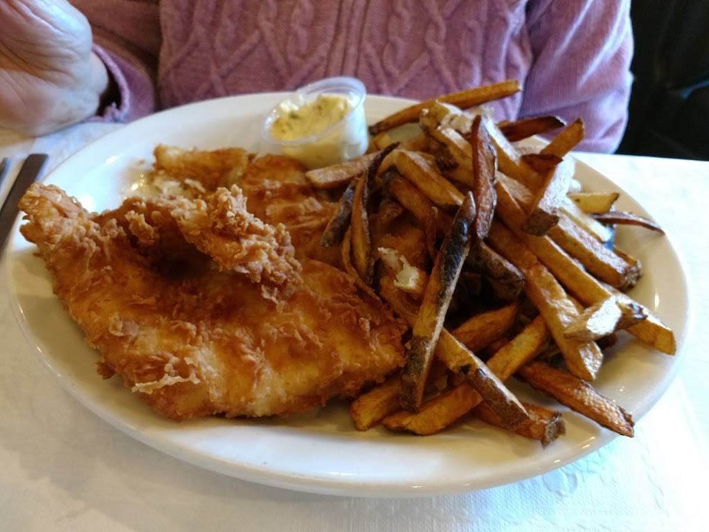 Bates Restaurant & Lounge | restaurant | 120 Johnson Dr, Uhrichsville, OH 44683, USA | 7409228822 OR +1 740-922-8822