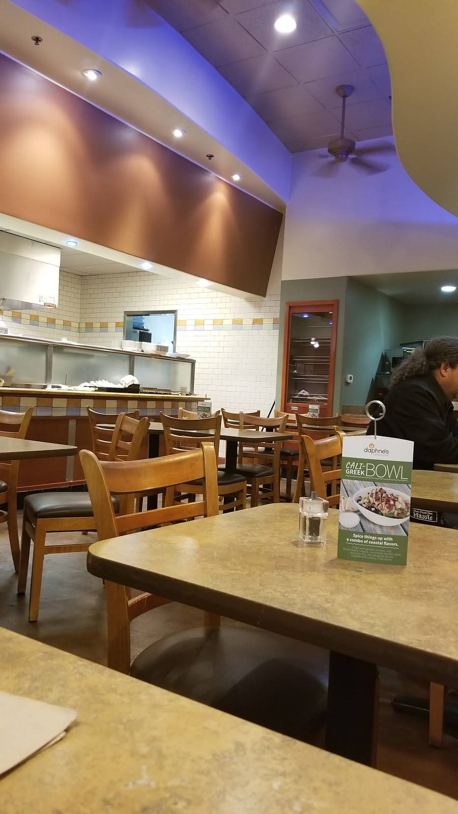 Daphnes | restaurant | 1015 Broadbeck Dr Unit F (6, Thousand Oaks, CA 91320, USA | 8053753001 OR +1 805-375-3001