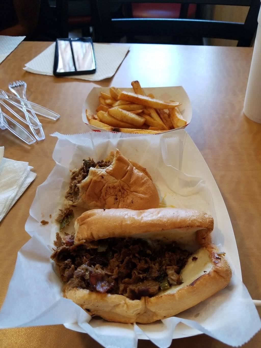 Straight From Philly | restaurant | 110 E Main St, Waxahachie, TX 75165, USA | 9729230202 OR +1 972-923-0202