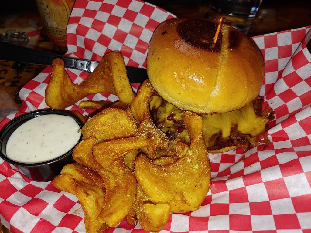 The Watering Bowl | restaurant | 5411 Leetsdale Dr, Denver, CO 80246, USA | 3035919069 OR +1 303-591-9069