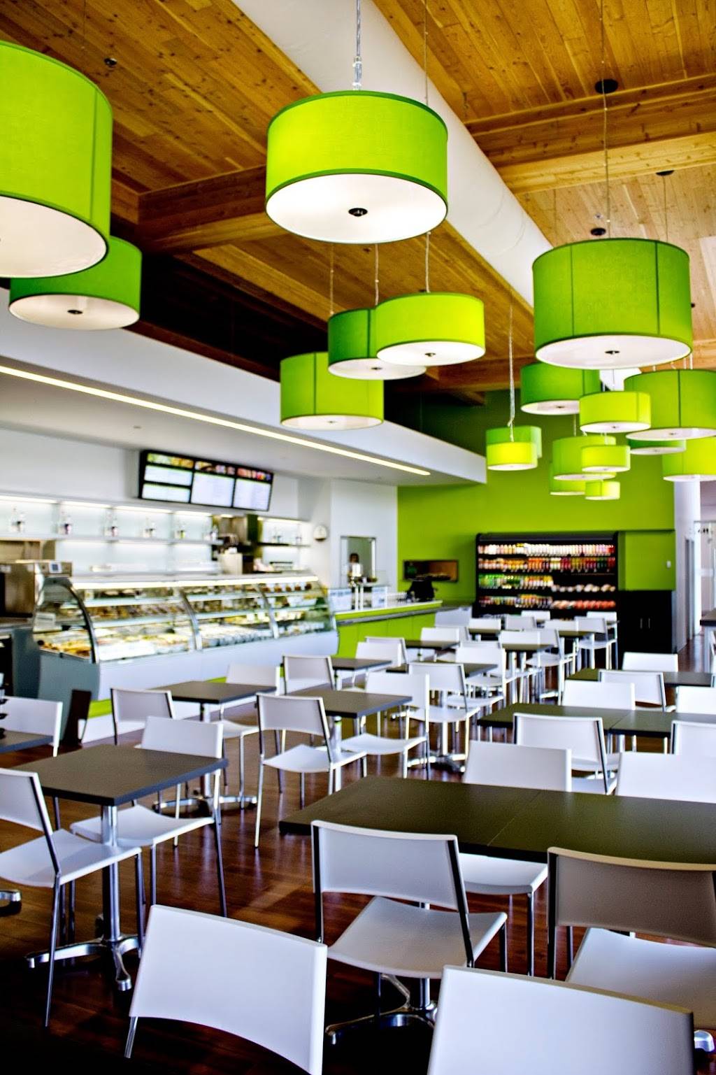 Avril Supermarché Santé Granby | restaurant | 11 Rue Évangéline, Granby, QC J2G 6N3, Canada | 4509944794 OR +1 450-994-4794