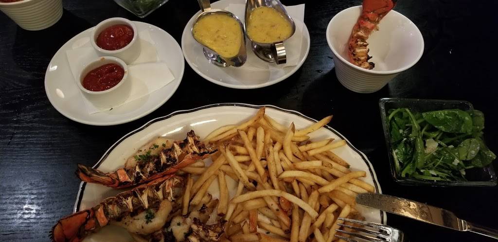 The Claw Bar | restaurant | 221 9th St S, Naples, FL 34102, USA | 2392313912 OR +1 239-231-3912