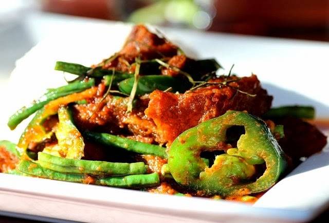 Andys Thai Kitchen | restaurant | 946 W Wellington Ave, Chicago, IL 60657, USA | 7735497821 OR +1 773-549-7821