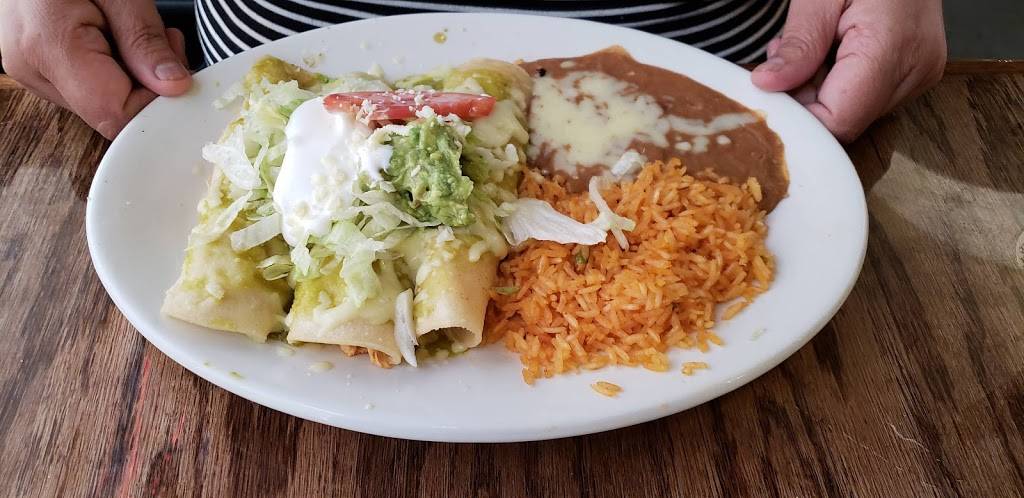 Mi Casa Mexican Cuisine | restaurant | 506 Knox Square Dr, Galesburg, IL 61401, USA | 3093517691 OR +1 309-351-7691