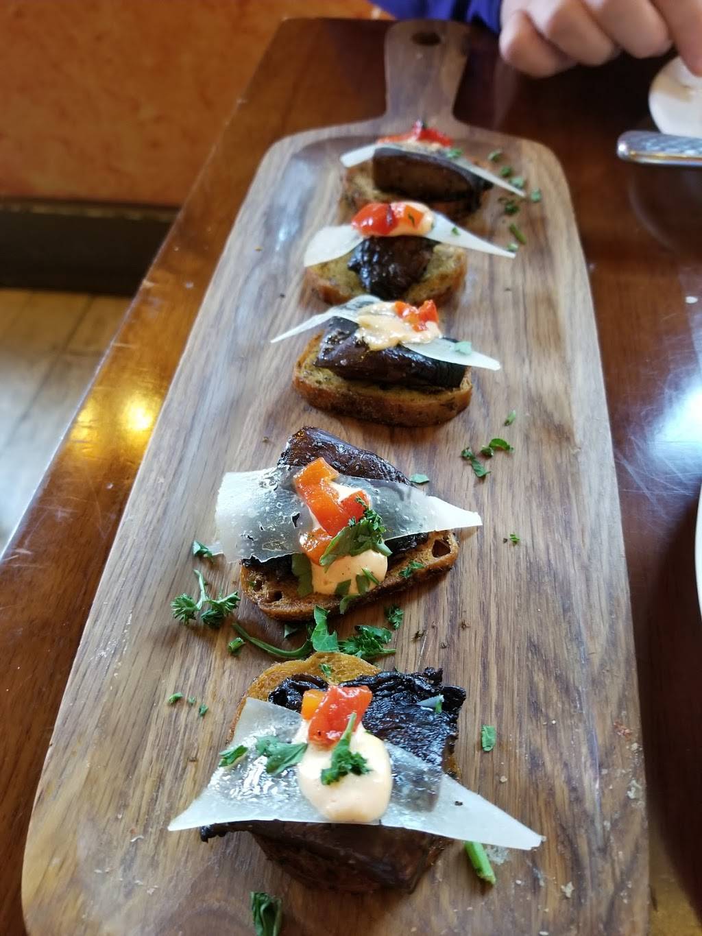 Bulerias Tapas Bar | night club | 3656 N Ashland Ave, Chicago, IL 60613, USA | 7734042855 OR +1 773-404-2855