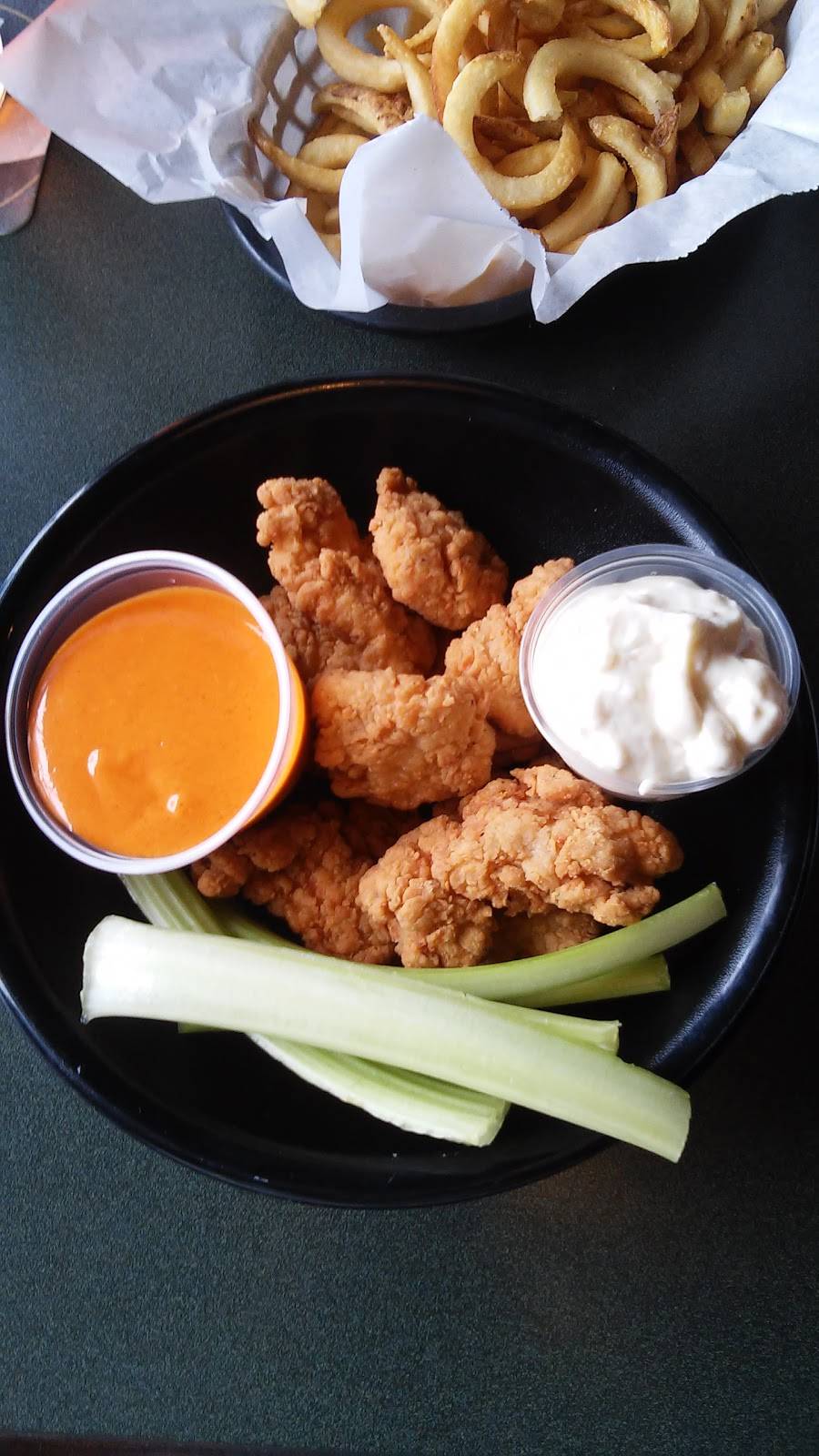 Wild Mikes | restaurant | 5043 Delhi Pike, Cincinnati, OH 45238, USA | 5134519464 OR +1 513-451-9464