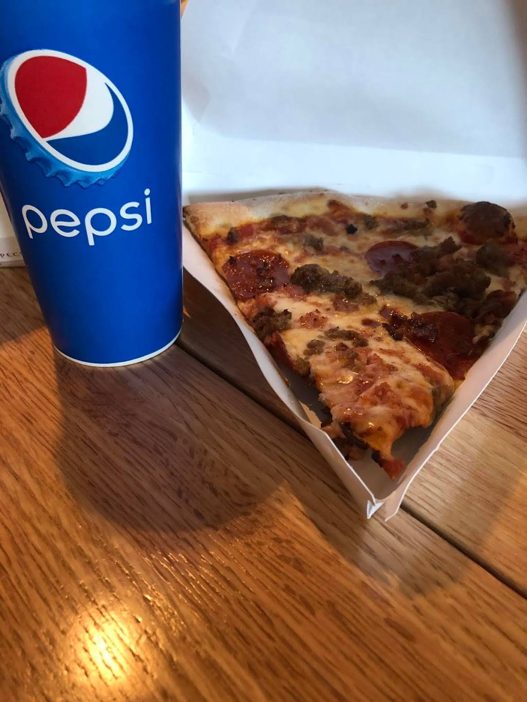 Pin-Up Pizza | restaurant | 777 Harrahs Blvd, Atlantic City, NJ 08401, USA | 6094415000 OR +1 609-441-5000