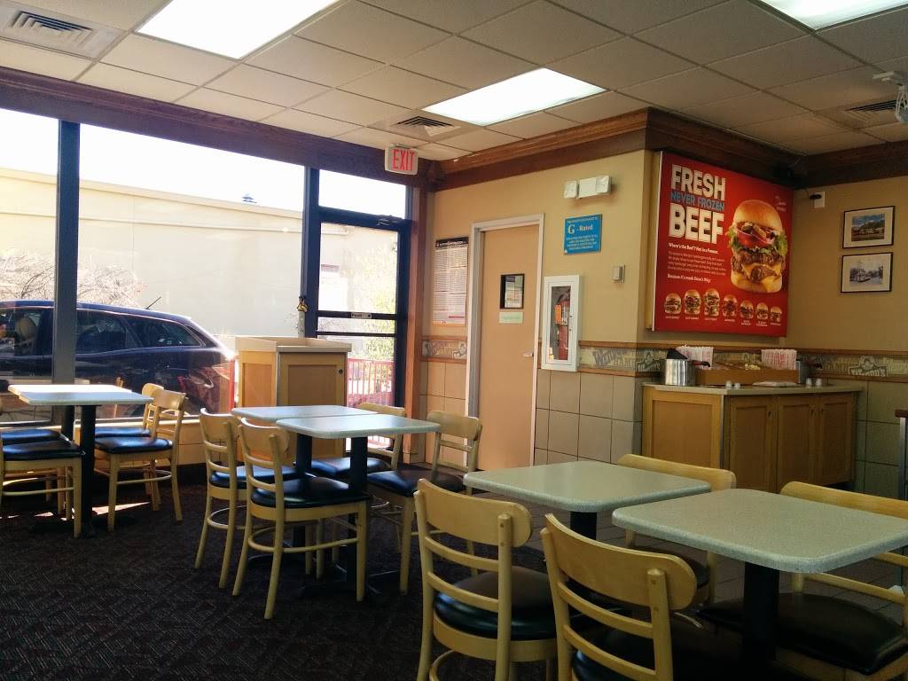 Wendys | restaurant | 1016 W Main St, Branford, CT 06405, USA | 2034889136 OR +1 203-488-9136