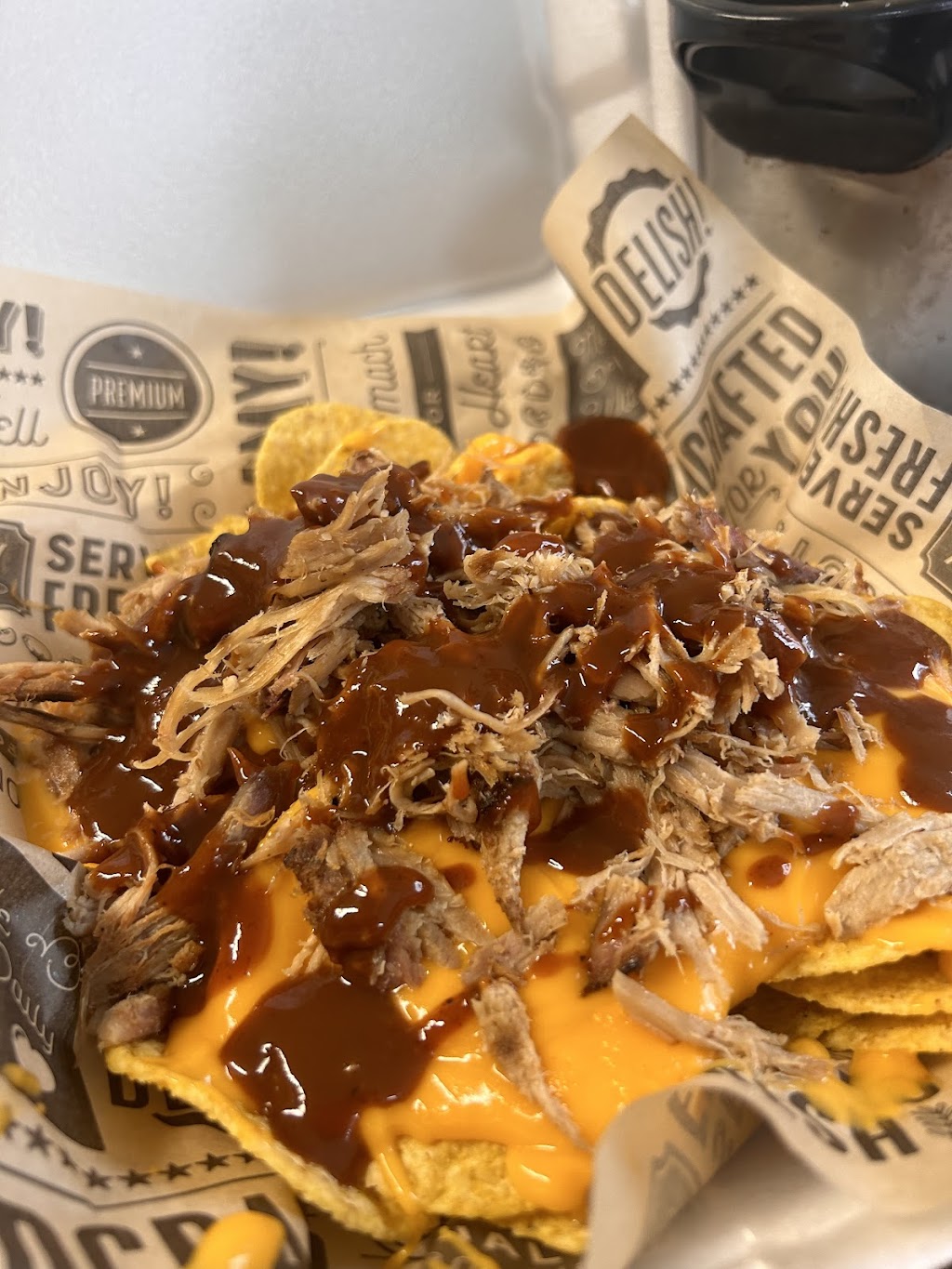 Flippin Patties | restaurant | 113 Drew Ave, Monette, AR 72447, USA | 8707403889 OR +1 870-740-3889