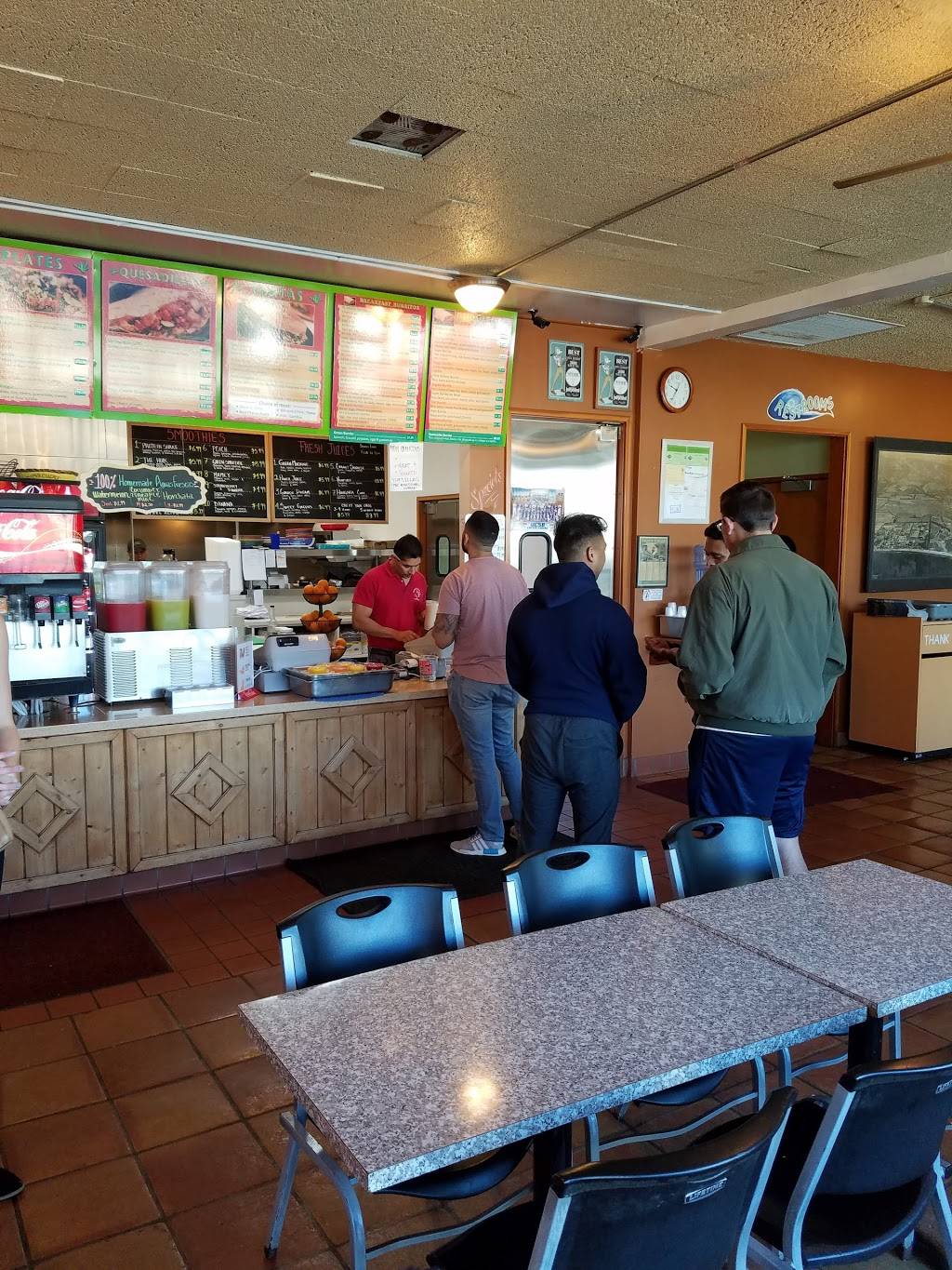 Super Cucas | restaurant | 6527 Madrid Rd, Isla Vista, CA 93117, USA | 8057703806 OR +1 805-770-3806