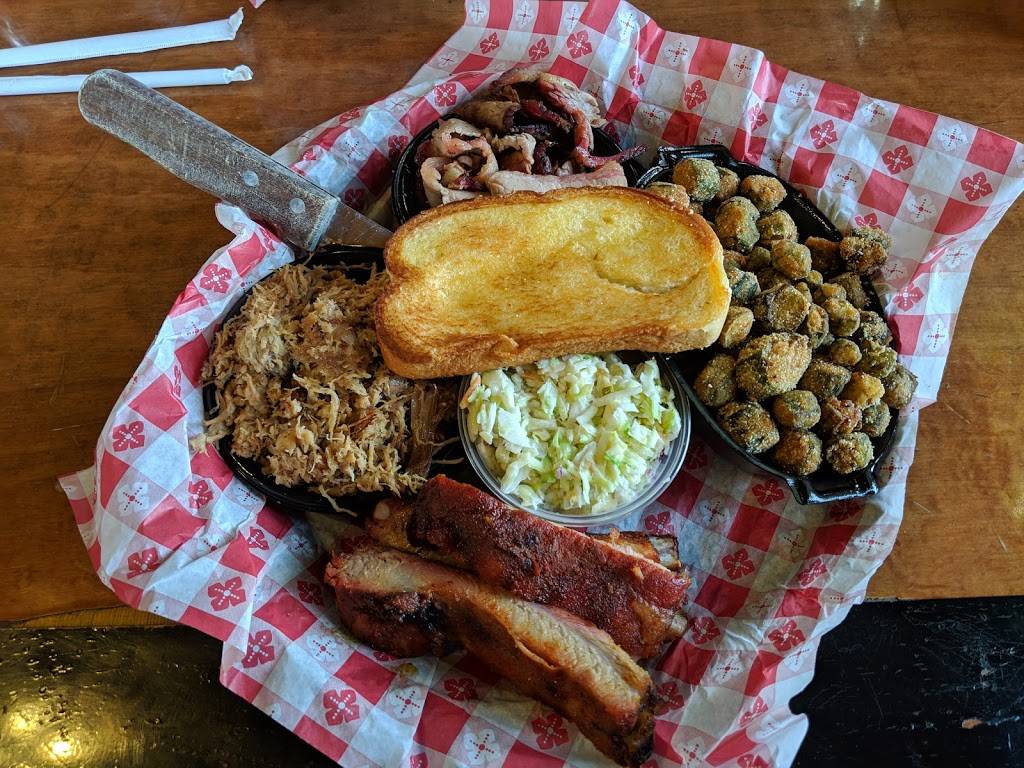 Smokn Pig BBQ | restaurant | 4228 N Valdosta Rd, Valdosta, GA 31602, USA | 2292458227 OR +1 229-245-8227