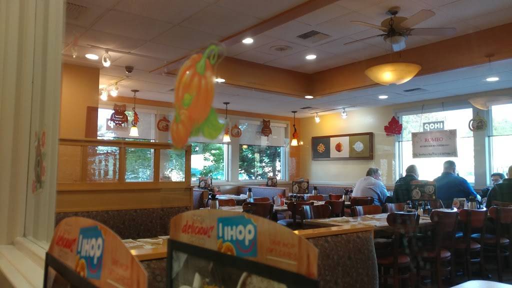 IHOP | restaurant | 7495 Iron Bar Ln, Gainesville, VA 20155, USA | 5712611709 OR +1 571-261-1709