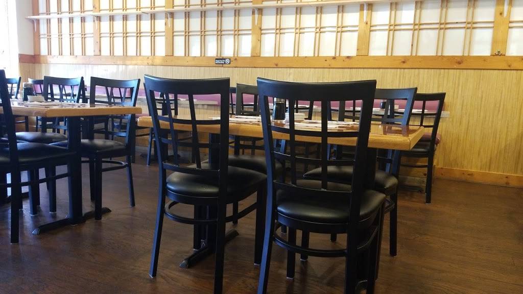 Kazoku Sushi | restaurant | 30 W Square Lake Rd, Troy, MI 48098, USA | 2488280090 OR +1 248-828-0090